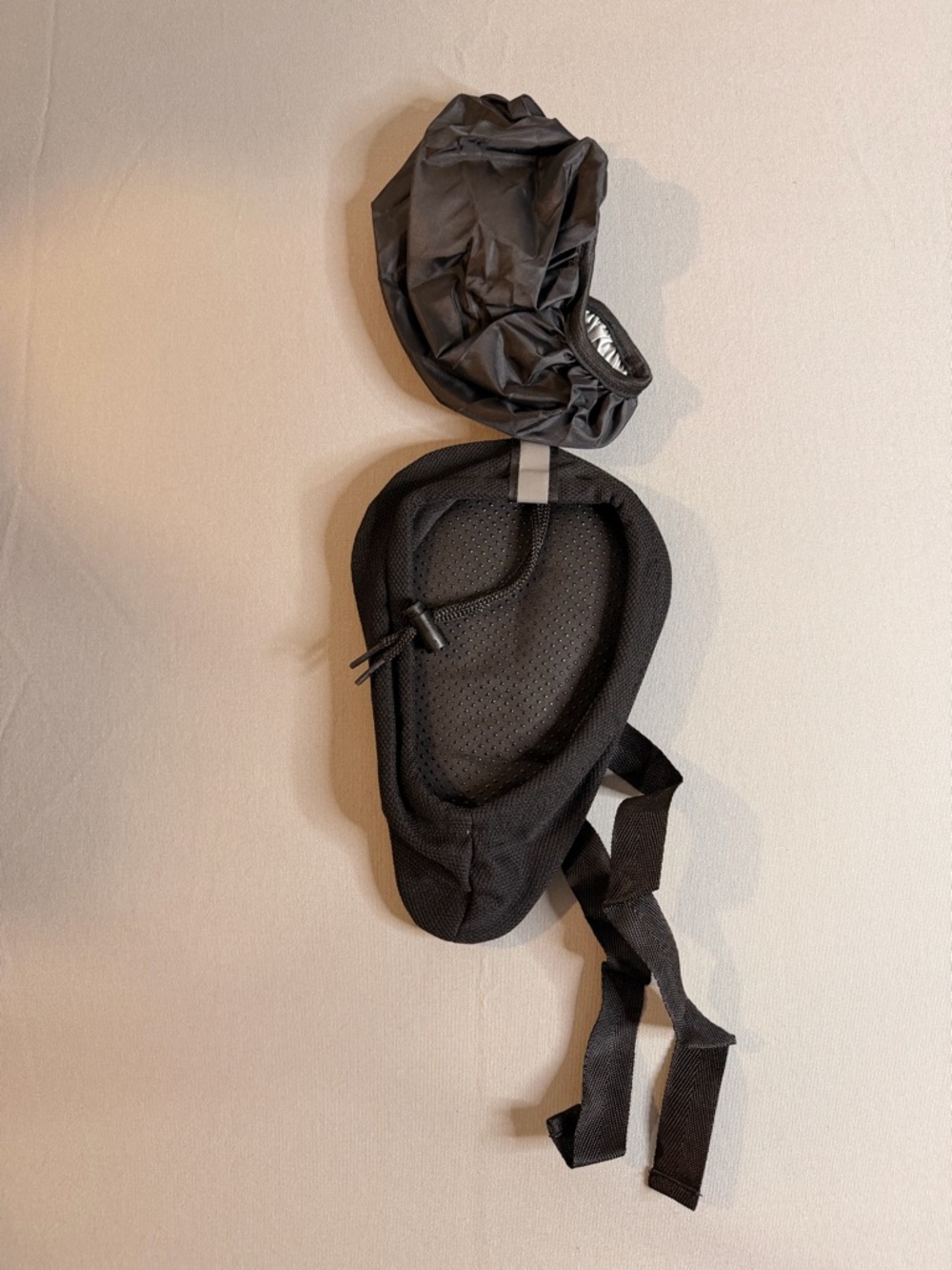 Kids Gel Bike Seat Cover - Water & Dust Resistant (Black) kids - Picture 2 of 5